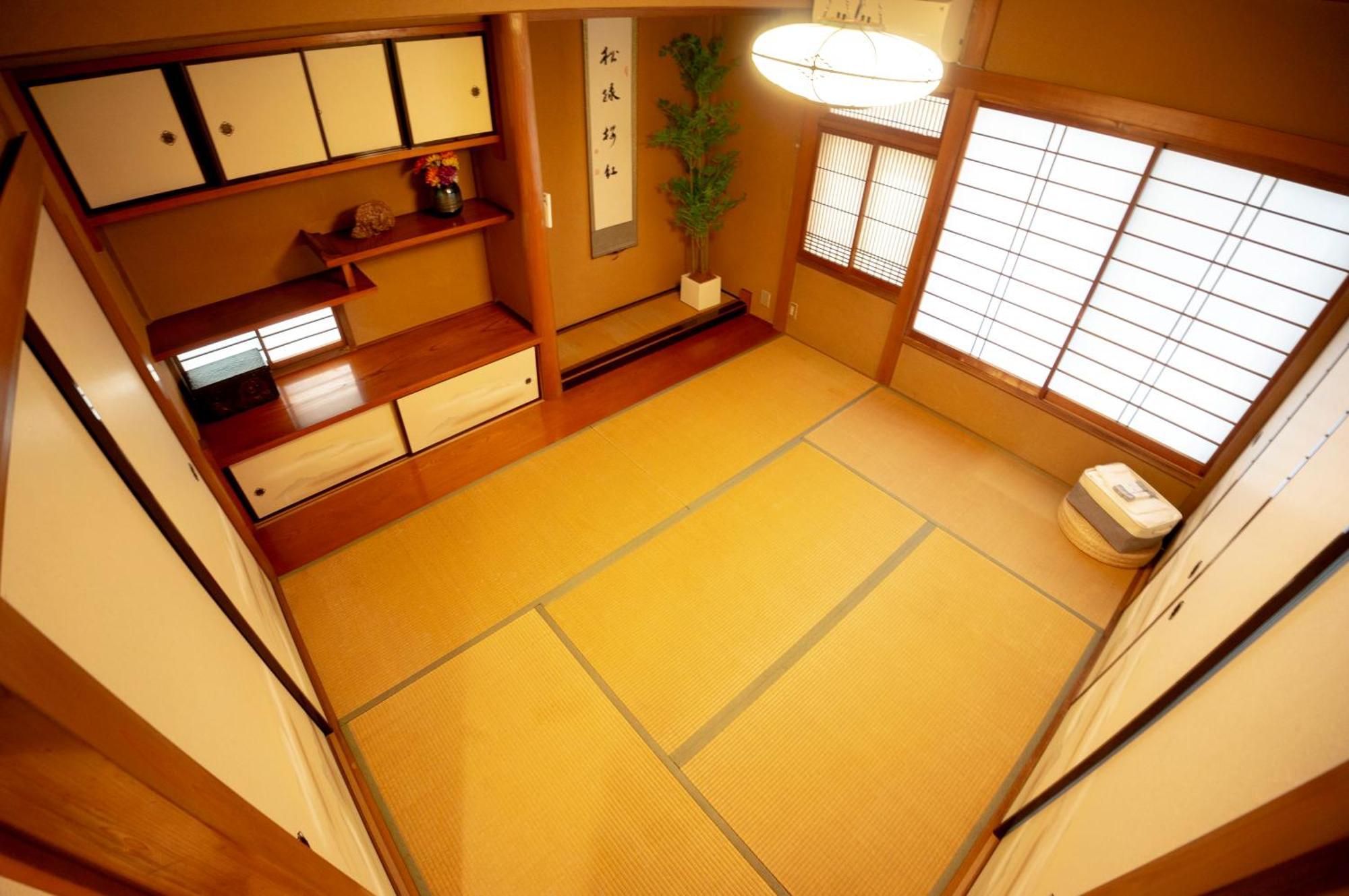 Family Or Business Travel 20 Percent Off 20 Guests 144Sqm Free Ikebukuro Shuttle 2 Kitchens Bathrooms 4 Bedrooms Tokyo Exterior photo